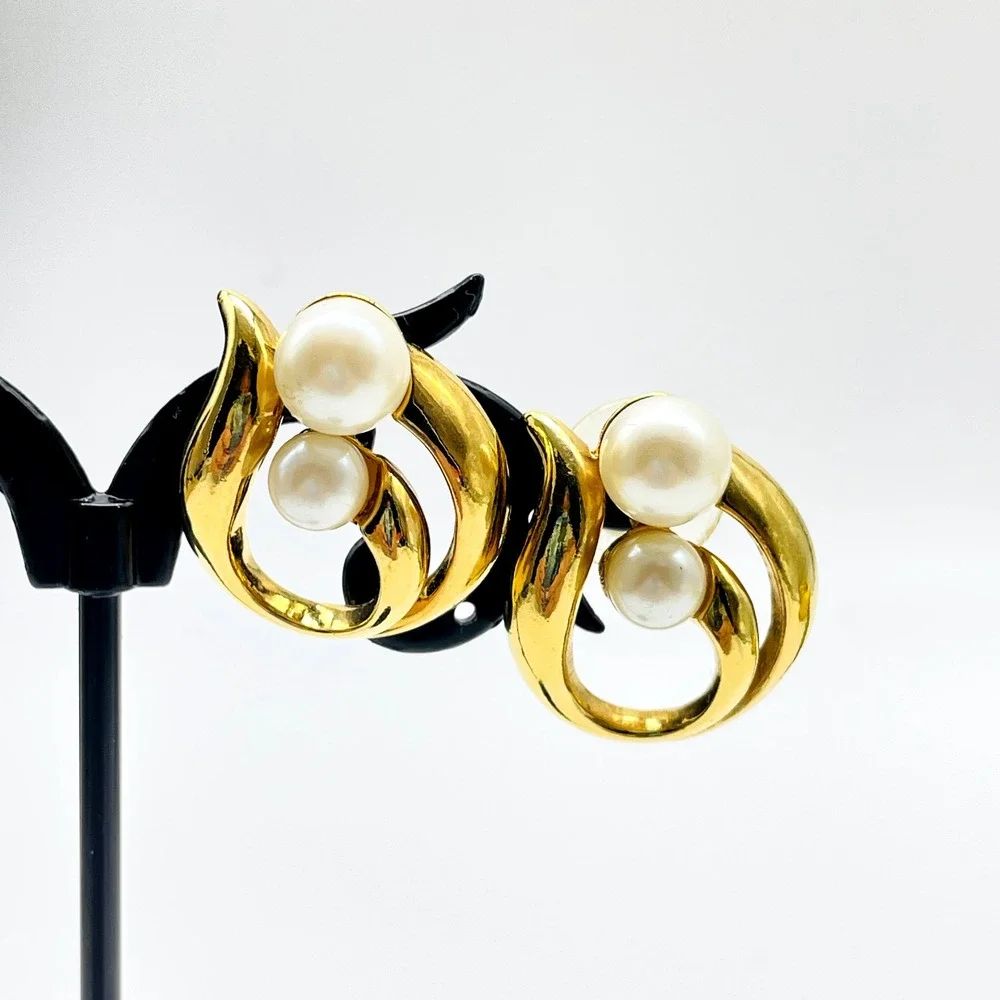 Vintage Avon Faux Pearl Gold Tone Swirl Pierced Earrings Statement Signed